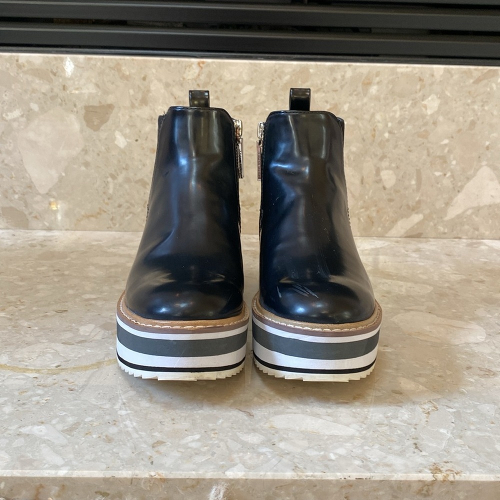 Zara black platform zip up booty - Picture 3 of 6